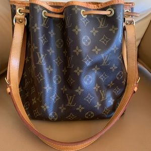 Louis Vuitton Monogram Petit Noe Shoulder Bag